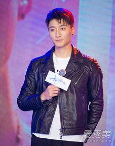 窦饶个人资料简介,才华横溢的青年才俊，揭秘他的成长之路